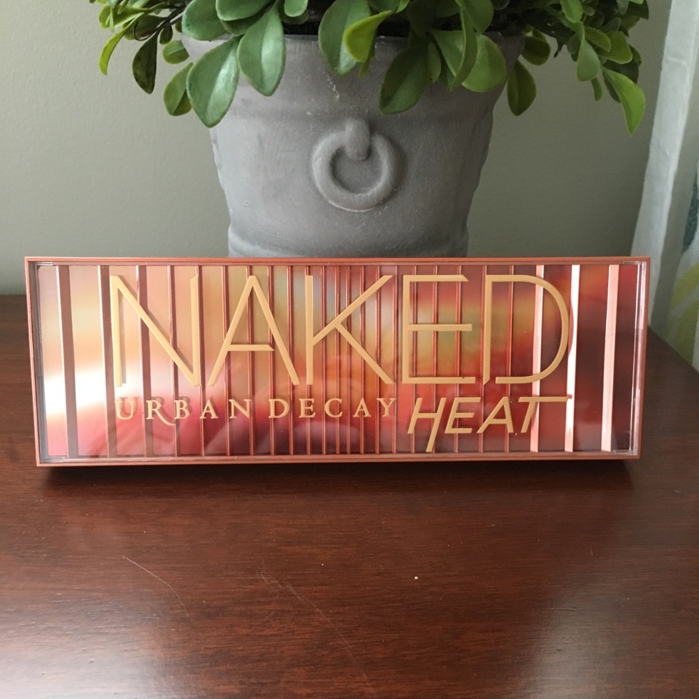 Urban Decay Naked Heat Palette